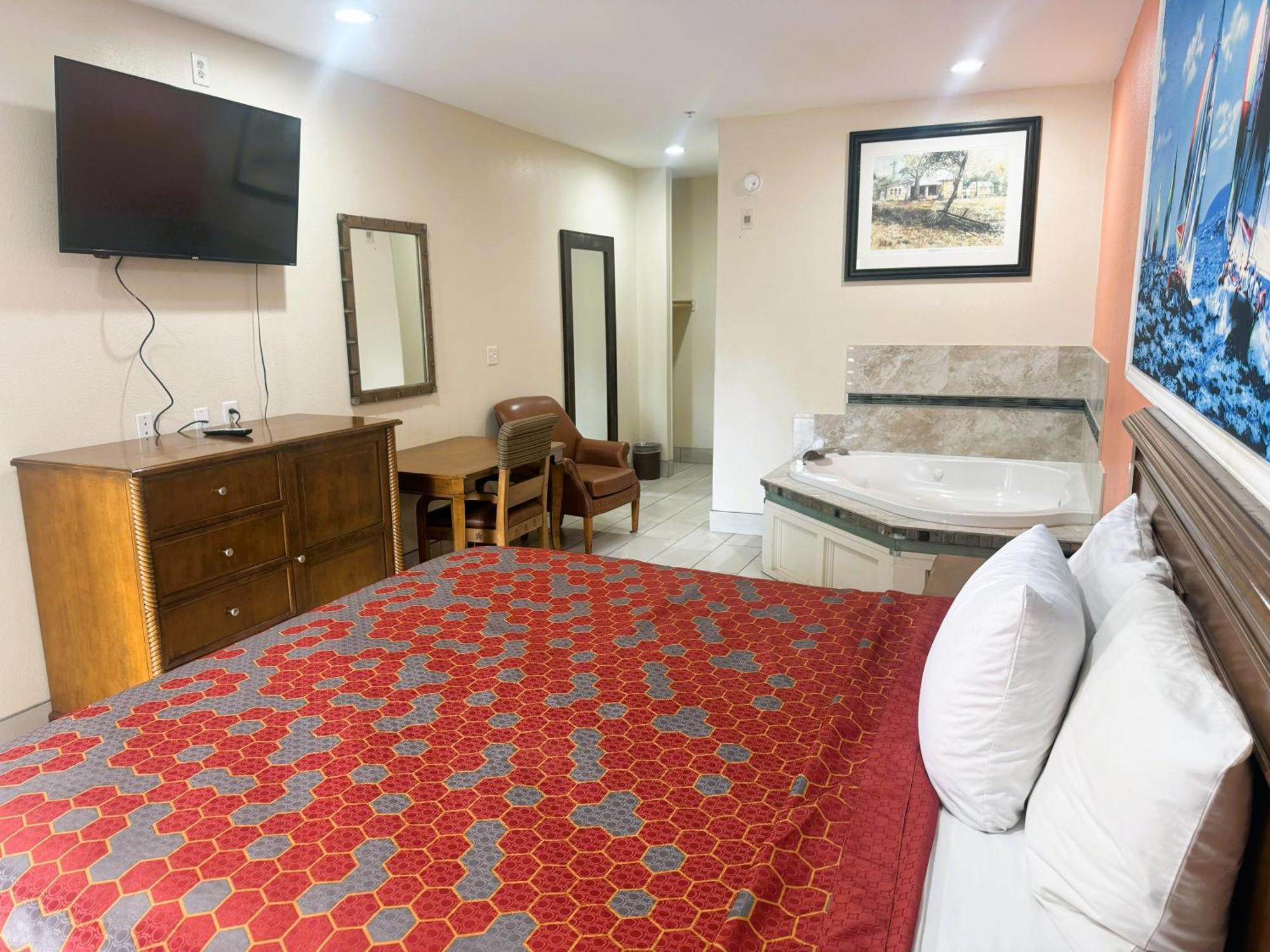 Pecan Valley Inn & Suites San Antonio Esterno foto