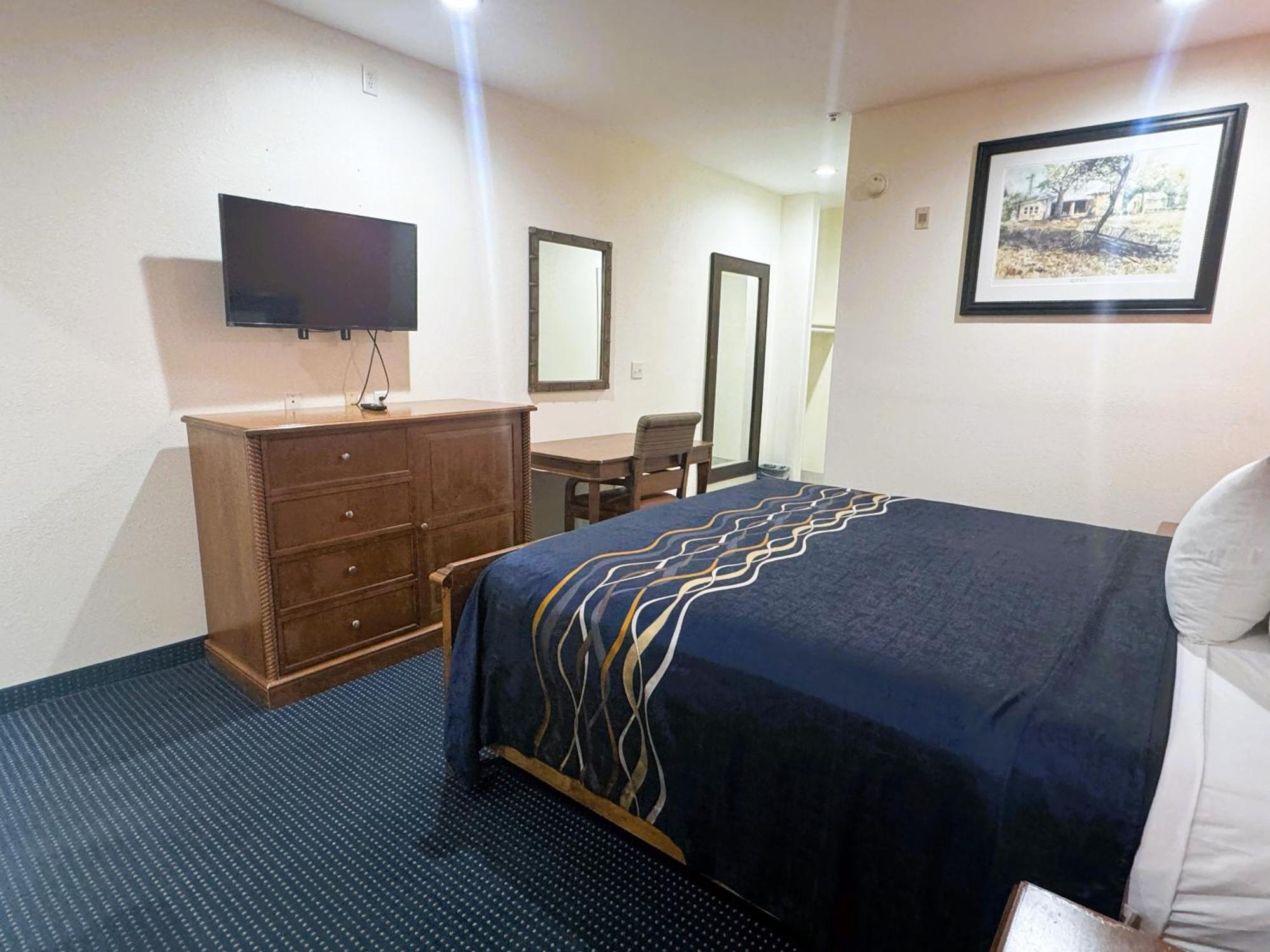 Pecan Valley Inn & Suites San Antonio Esterno foto